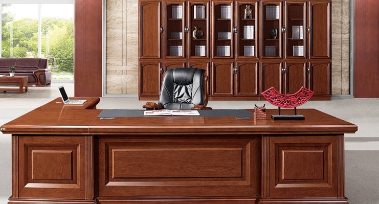 Executive Wooden Office Table